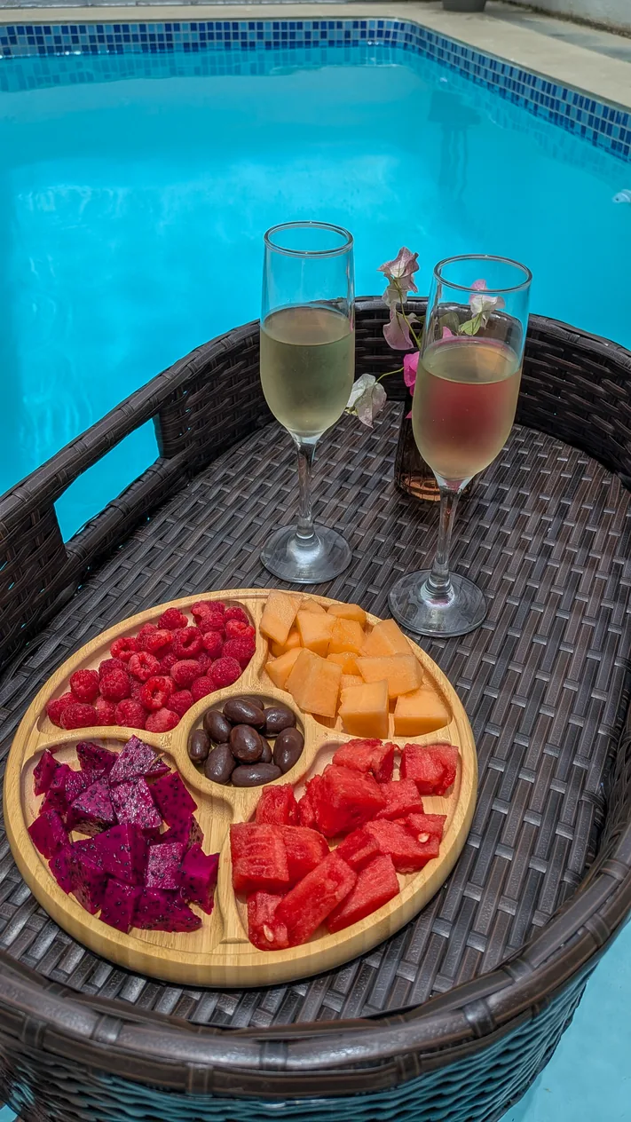 Fruit & Wine by the Pool