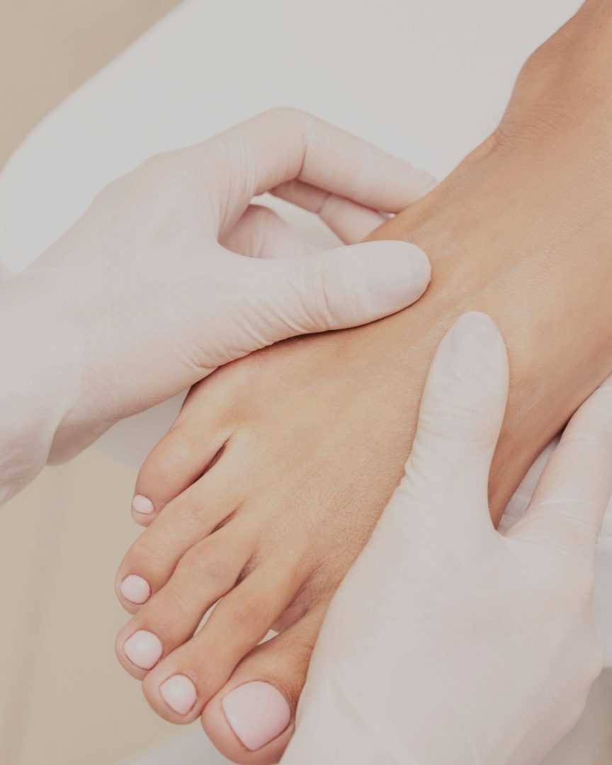 Paraffin Therapy for Feet With Nail Trimming